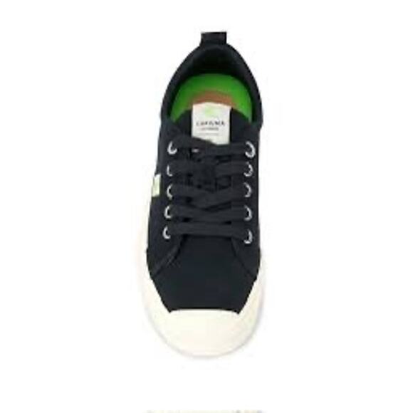 Cariuma OCA Low Canvas Sneakers In Navy Blue Size 9.5 Men/11 Women - Picture 1 of 8